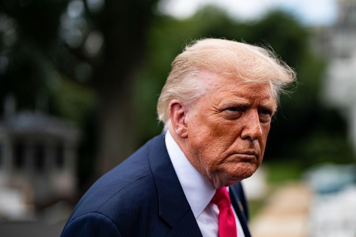 Trump Ousts Data Chief After Weak Jobs Report, Eyes Greater Fed Influence