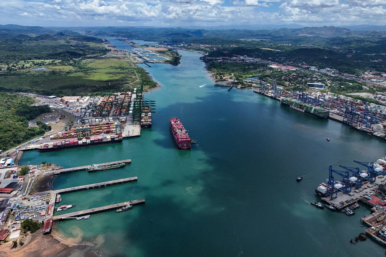 Panama Canal Sees Soaring US Crude Shipments as Asian Buyers Navigate Global Tensions