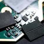 South Korean Investors Navigate Volatile Swings in Samsung and SK Hynix Leveraged ETFs